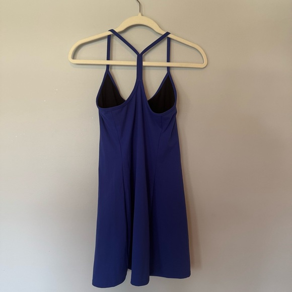 NWOT Vuori Women’s One Shot Tennis Dress in Copenhagen Blue Size Small - Picture 9 of 12